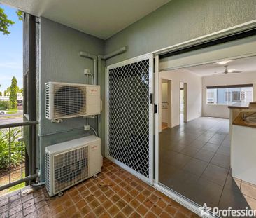 RENOVATED 1ST FLOOR 2 BEDROOM UNIT WITH PRIVATE BALCONY - NEAR SHOP... - Photo 5