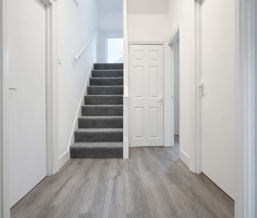 1 bedroom in a house share to rent - Photo 6