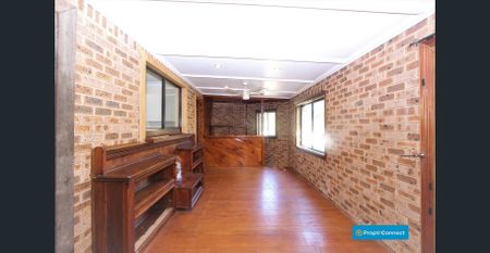 3 BEDROOM HOME with good sized BACKYARD - Photo 5