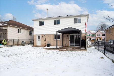 For Lease - 141 Athabaska Road, Barrie, Ontario - Photo 2