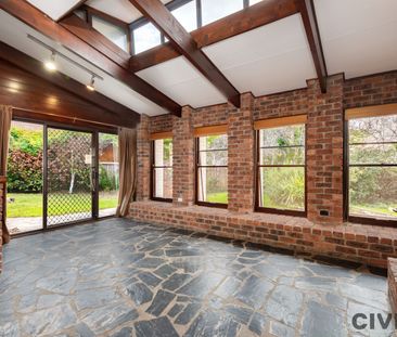 4 Kennerly Street, Curtin ACT 2605 - House For Rent | Domain - Photo 5