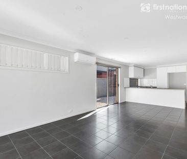 8 Romi Avenue, 3029, Truganina Vic - Photo 1