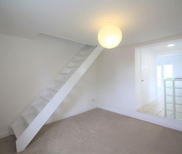 2 bedroom cottage to rent - Photo 3