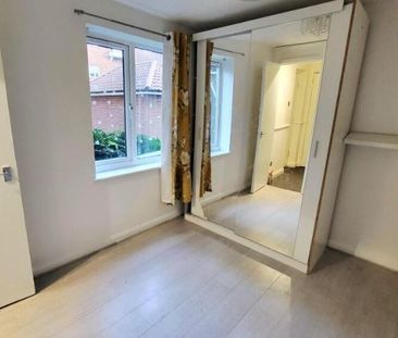 Mandeville Court - Photo 4