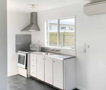 FLAXMERE - 2 BEDROOMS - Photo 3