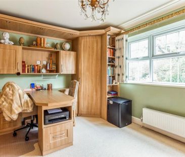 4 bedroom townhouse to rent - Photo 6