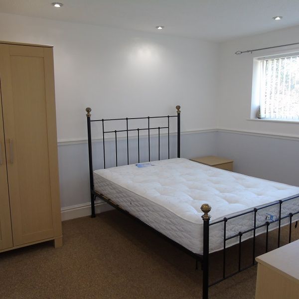 Two Bedroom Flat to rent - Photo 1