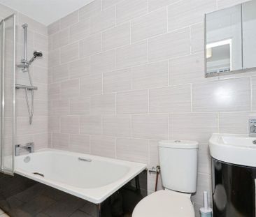 2 bedroom maisonette to rent - Photo 2