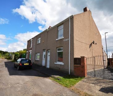 2 bedroom end of terrace house to rent - Photo 5