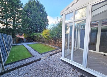 3 bedroom terraced house to rent - Photo 4