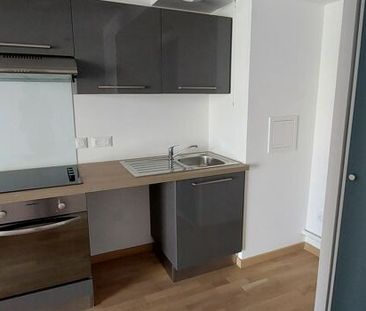 Appartement 1 pièces 41m2 REIMS 620 euros - Photo 2
