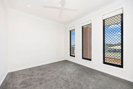 Stunning Four Bedroom Home - Ducted A/C & Media Room! - Photo 3