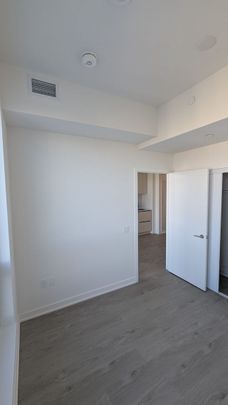 For Lease - 120 Broadway Avenue, Toronto, Ontario - Photo 1