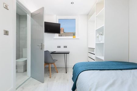 6 bedroom house to rent - Photo 3