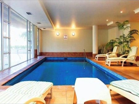 St Kilda Road - Photo 4