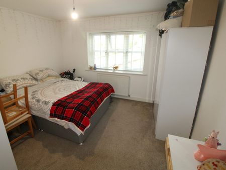 Park View Close, Burton Upon Trent, Stretton, DE13 - Photo 4