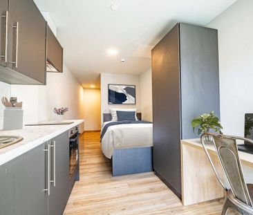 Studio to rent - Photo 1