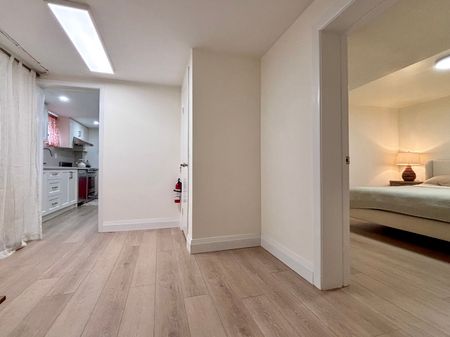 For Lease - 260 Ranee Avenue Unit# Lower, Toronto, Ontario - Photo 3