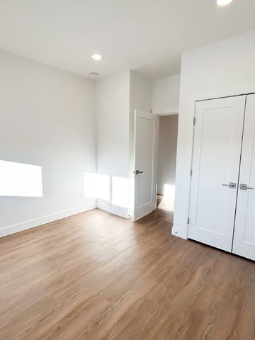 WHITTAKER 2 - B - 8708 - Photo 2