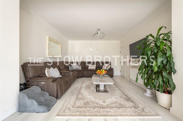 Fairview Close , E17 5HJ - Photo 1