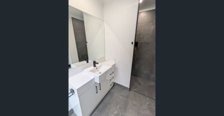 FRESH AND MODERN!! - Photo 3