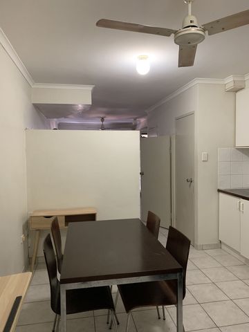 FURNISHED STUDIO IN CBD! - Photo 2