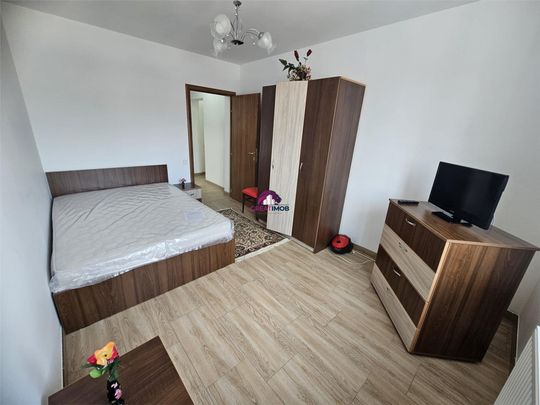 1 camera dintr-un apartament cu 3 camere. - Fotografie 1