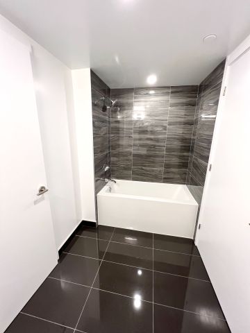 For Lease - 39 Roehampton Avenue Unit# 2001, Toronto, Ontario - Photo 3