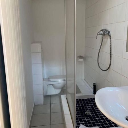 Small furnished studio on the 1st floor (near Sallaz) - Photo 4