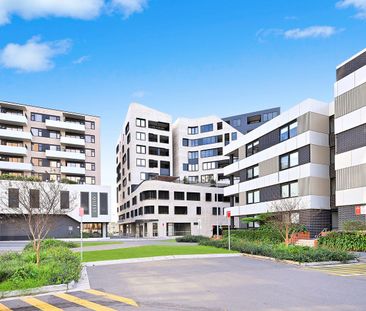 Luxury Apartment Living - Photo 2