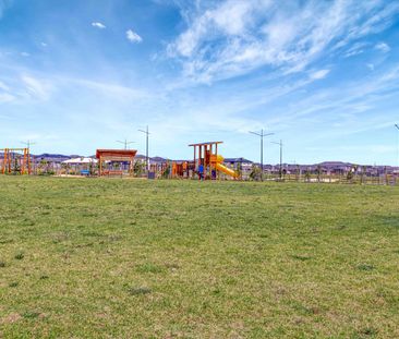 14 Angelina Terrace, Truganina VIC 3029 - Townhouse For Rent | Domain - Photo 5