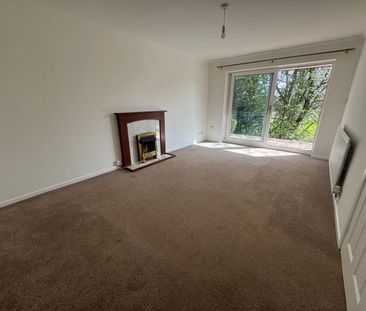 Beaulieu Close, Kidderminster - Photo 1