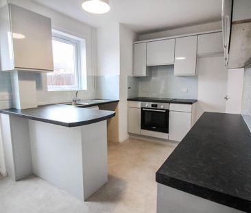 2 bedroom house to rent - Photo 1