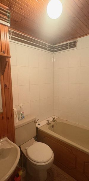 213, Sandown Court, Preston - Photo 1