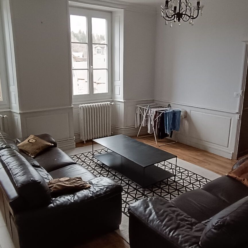 Location Appartement 3 pièces 106m² - Photo 1