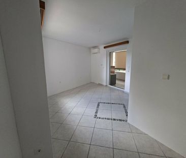 Διαμέρισμα για ενοικίαση Κέντρο Σαρωνίδας - παραλία (Σαρωνίδα) - Φωτογραφία 3