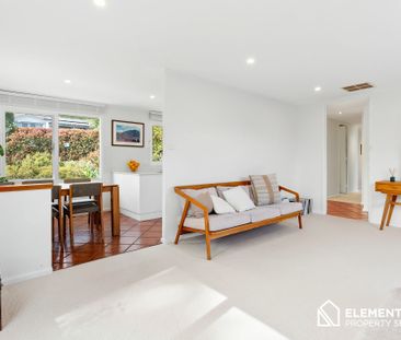 10 Breona Pl, Lyons ACT 2606 - House For Rent | Domain - Photo 1