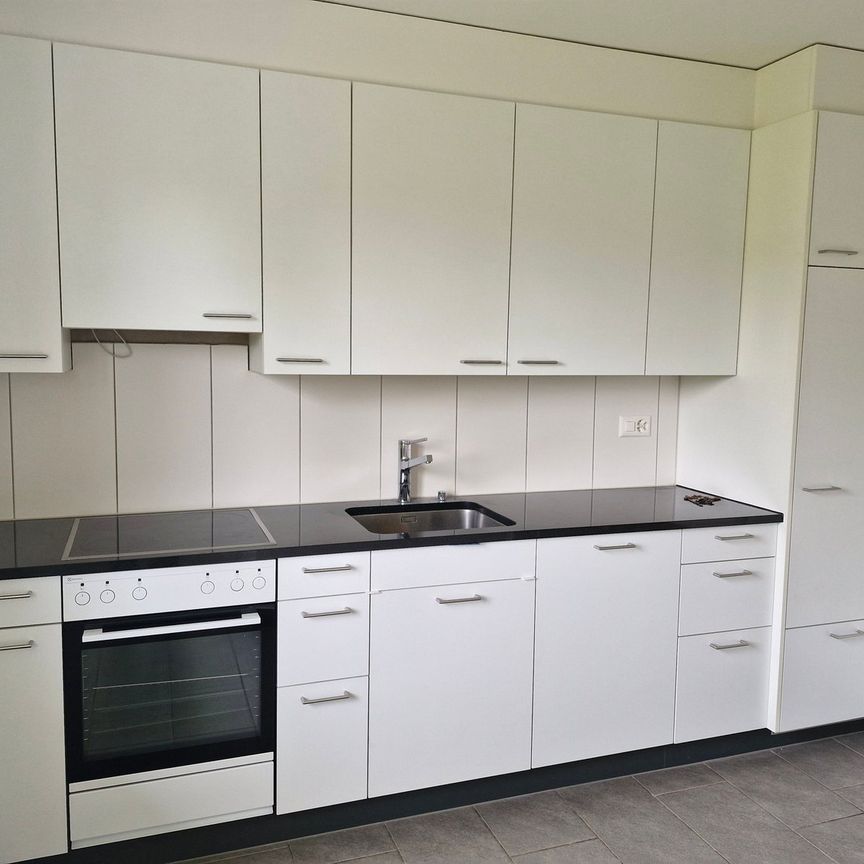 3.5 Zimmer, 92 m², 2. Stock - Photo 1