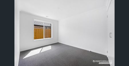 All New Contemporary Lifestyle Bliss Close to Park - Photo 3