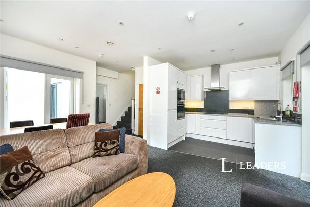 3 bedroom house to rent - Photo 1