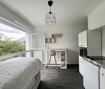 Location Appartement RENNES / Quartier JEANNE D´ARC - Photo 2
