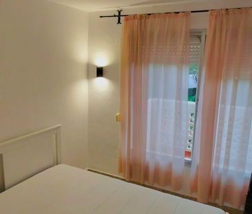 Apartamento en Alquiler de Larga Temporada en Urbanización Parque A... - Foto 2