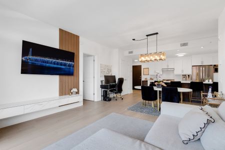 4060 Boul. des Sources, apt. 203 - Photo 3