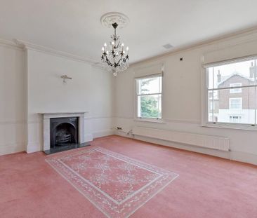 5 bedroom end of terrace house to rent - Photo 3