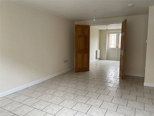 2 bedroom terraced house to rent - Photo 1