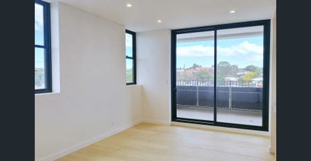 LEICHHARDT | TWO BEDROOMS APARTMENT PLUS STUDY | GREAT LOCATION! - Photo 2