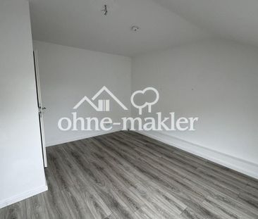 Charmante 3-Zimmer-DG-Wohnung in Mannheim – renoviert und bezugsbereit - Photo 1