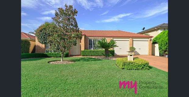 FOUR BEDROOM FAMILY HOME! - Photo 1