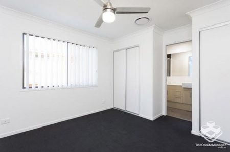 CARSELDINE 4 BEDROOM - Photo 4