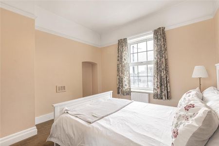 3 bedroom apartment to rent - Photo 4